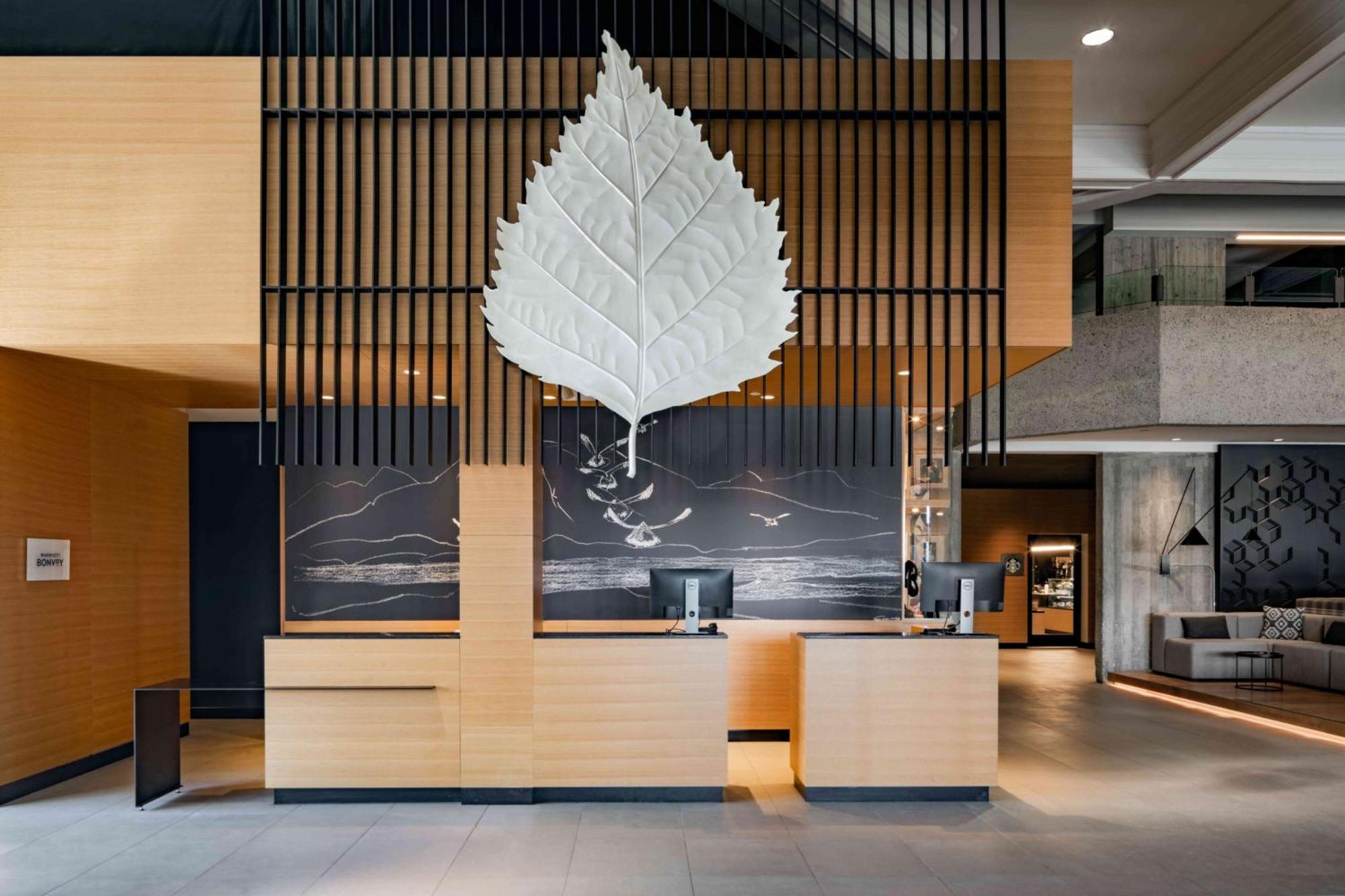 Delta Hotels By Marriott Mont Sainte-Anne, Resort & Convention Center Beaupré Extérieur photo